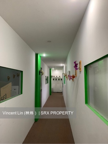 Tong Lee Building (D13), Factory #634603601